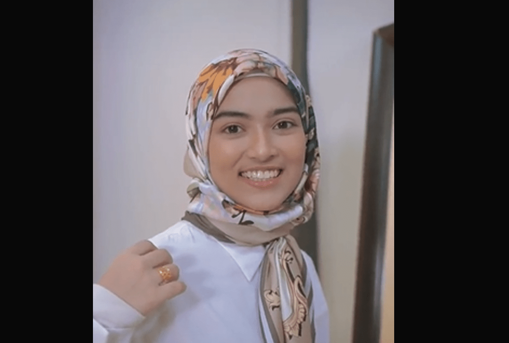 gadis cantik 1