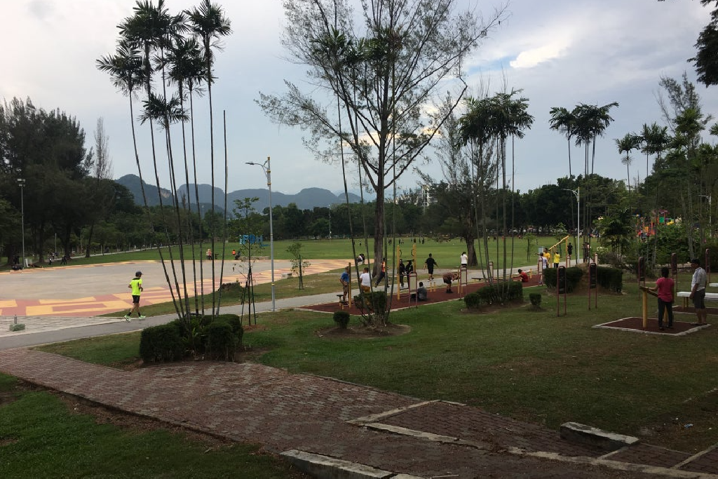 tempat menarik padang polo