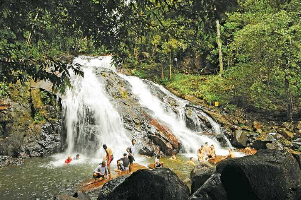 air-terjun-kota-tinggi-di-johor