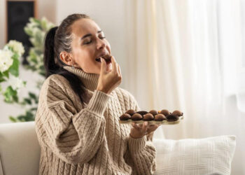 4 Makanan Yang Meningkatkan Risiko Obesiti: Elakkan Sekarang