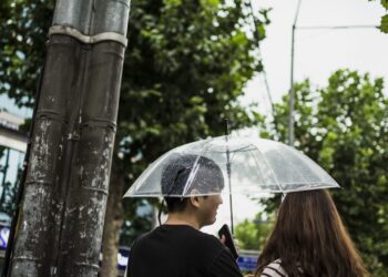 10 Tanda Anda Perlu Akhiri Hubungan Cinta