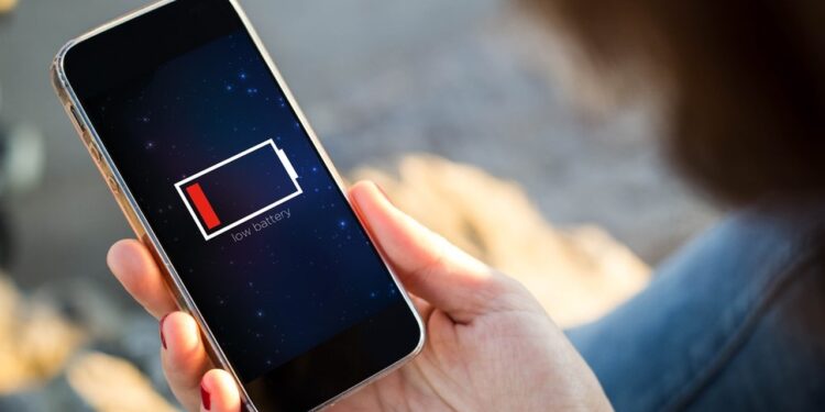 6 Sebab Bateri Telefon Cepat Habis Walaupun Belum Masuk Tengahari