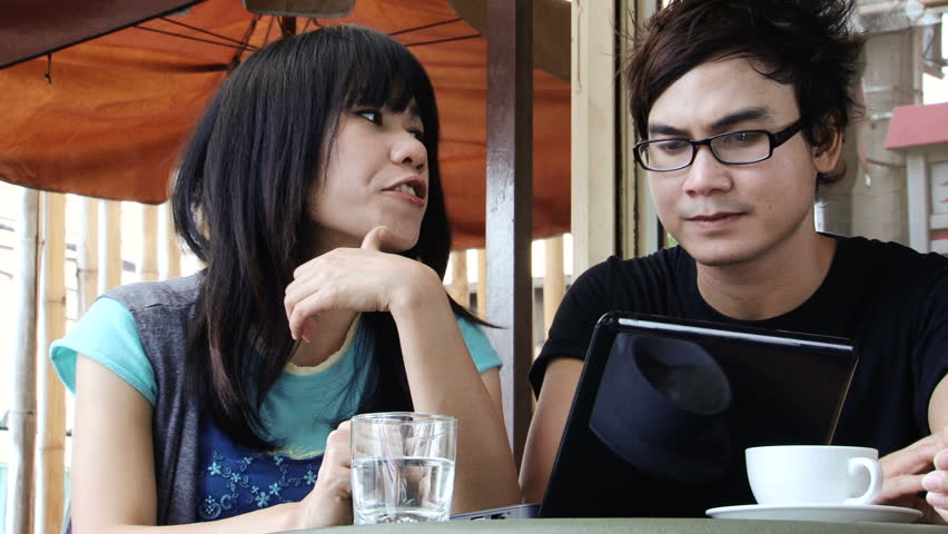 Kenapa Wanita Suka Bercinta Dengan Suami Orang