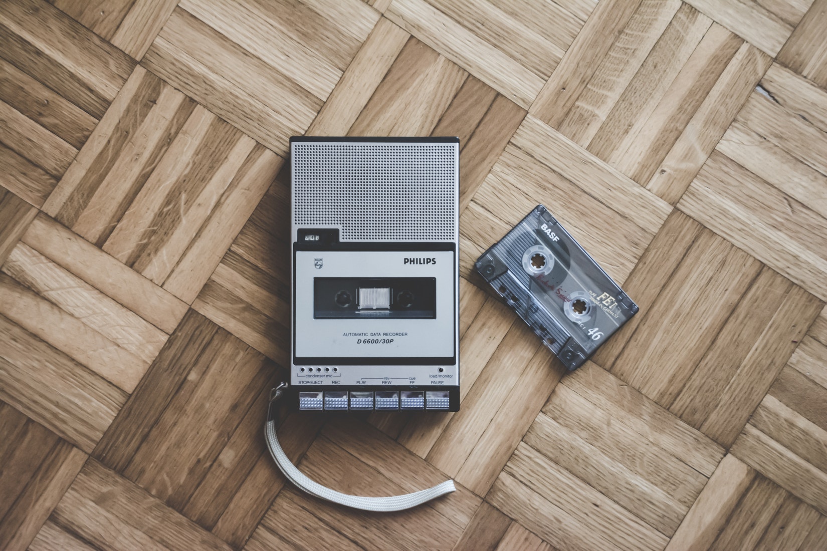dengar muzik