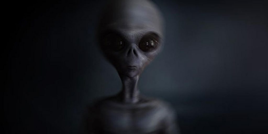 bayi angkasa alien