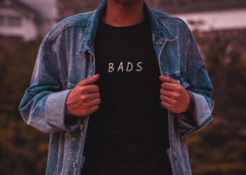 Lelaki Tidak Layak Suami