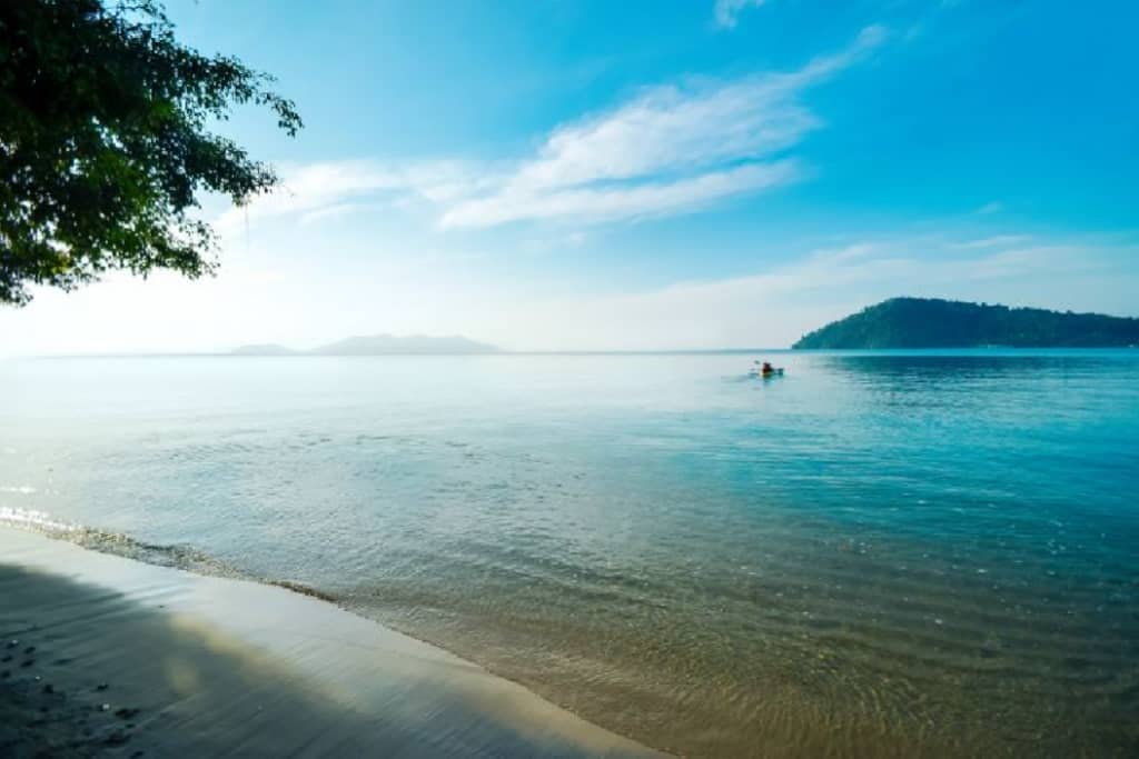 Pantai-Pasir-Bogak