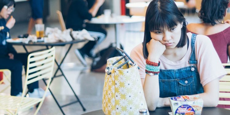 Gejala Kemurungan Wanita