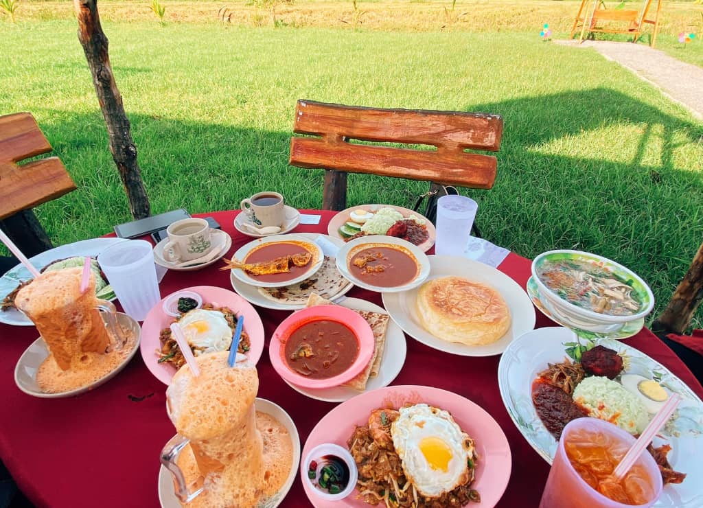 warung-tepi-sawah-1