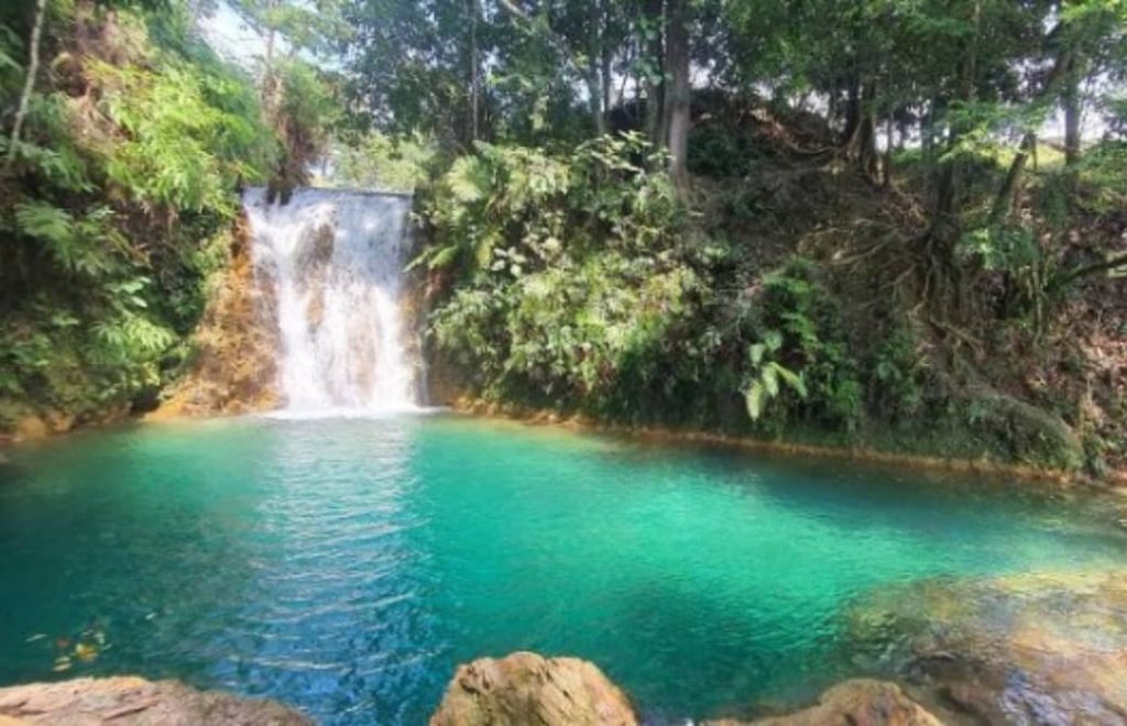 Air Terjun Bukit Besi terengganu