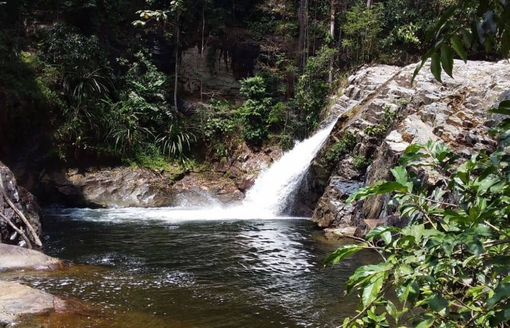 air terjun lata bujang di temerloh