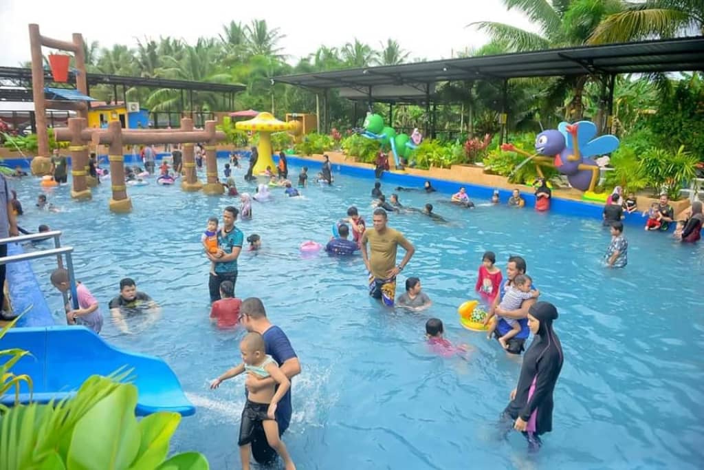 berangan-aqua-park