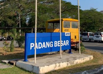 Tempat menarik padang besar