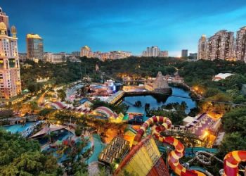 hotel waterpark malaysia