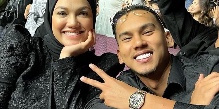 Digelar Penyondol Apabila Bergambar Dengan MK, Ini Jawapan Putri Sarah Liyana