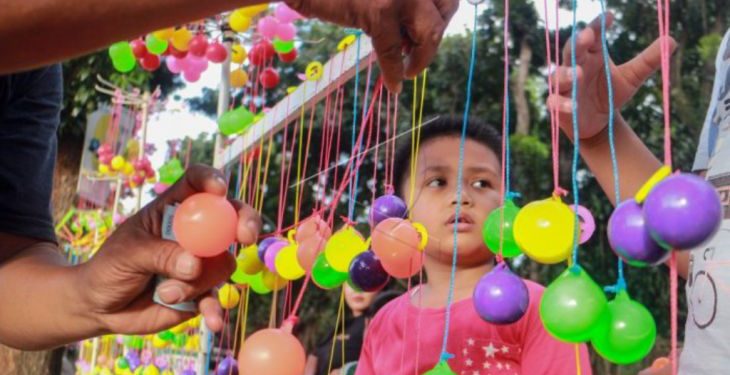 Hati- Hati, Permainan Lato-Lato Yang Viral Sebenarnya Bahaya