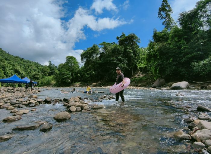 sungai sipitang