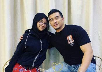 “Apa Perasaan Jadi Anak Aaron Aziz?” – Netizen Cair Tengok Aaron Layan Dwi Ariana