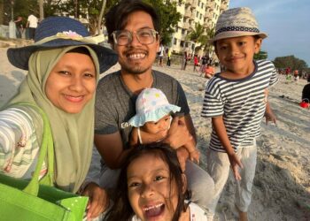 Lelaki Ini Tunjuk Realiti Conversation Whatsapp Dengan Isteri Bila Dah Ada Anak Tiga