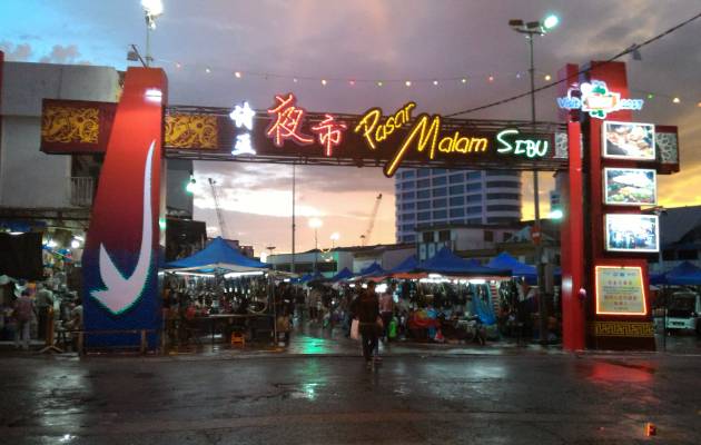 pasar malam sibu