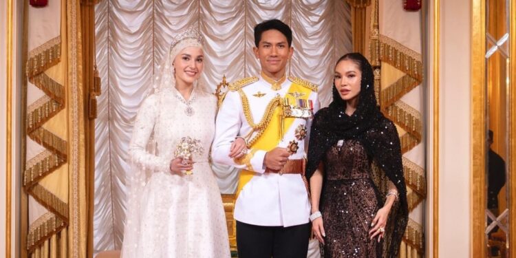 “Konon Terpaling Islam Tapi Kerabat Sendiri Hidup Bertatu” – Netizen ‘Serang’ Anak Sultan Brunei