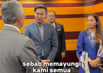 “Terima Kasih Tuanku Memayungi Kami Semua,” – Ucapan Dari Muaz Buat Netizen Terharu