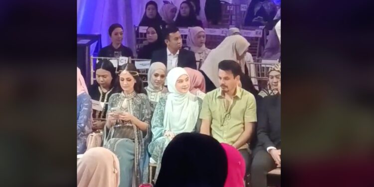 “Habislah..” – Yusry KRU Menung Jauh Bila ‘Tertangkap’ Dengan Lisa Bersalaman Dengan Fyza Kadir?