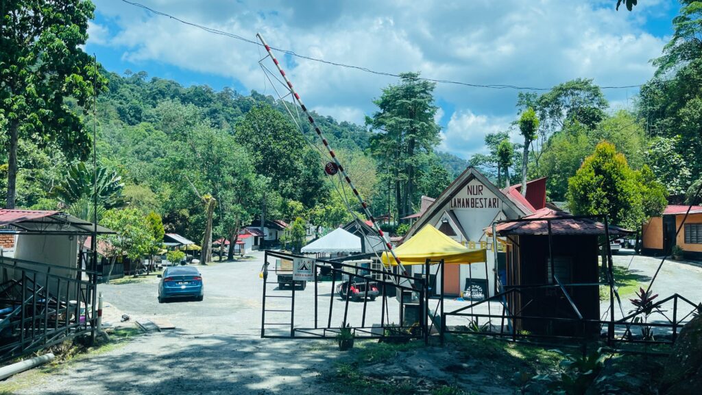 nur laman bestari resort (1)