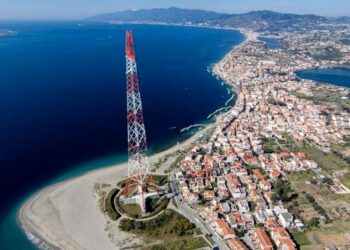 Sardinia: Destinasi Rahsia untuk Perkahwinan Tanpa Pakaian yang Memukau