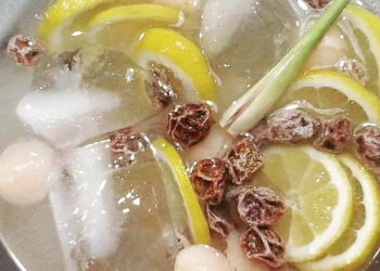 Air Detoks: Kelebihan Buat Kesihatan & Resipi Mudah