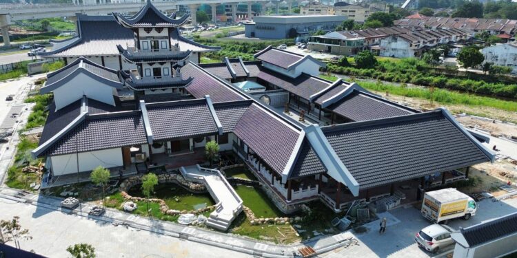 Lain Dari Yang Lain, Masjid Jamek Cina Muslim Klang Tarik Perhatian Dengan Reka Bentuk Macam Istana