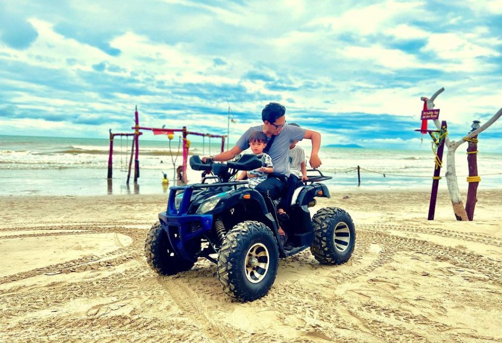 Pantai di Bachok Kelantan