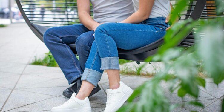 Kenapa Kentut Perempuan Bau Busuk?