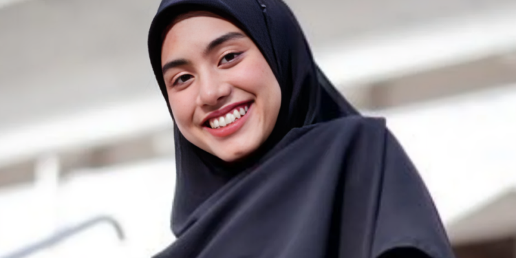 Bos Dari Jahannam: Aisyah Hijanah Suka Maki Hamun & Jerit Di Pejabat?