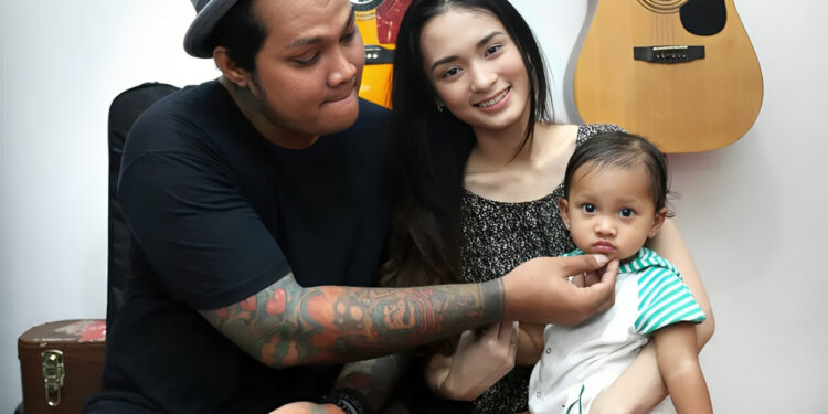 Bekas Isteri Virgoun Bersedia Bawa Anak Jumpa Ayah Yang Ditahan Reman