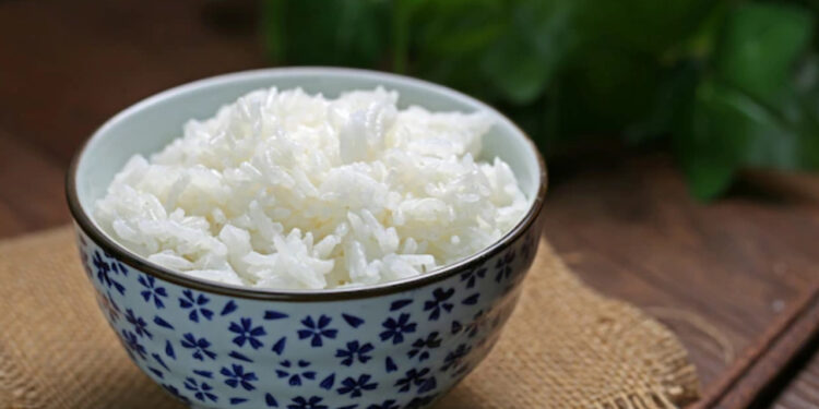 Adakah Makan Nasi Putih Boleh Buat Berat Badan Naik? Ini Penjelasannya