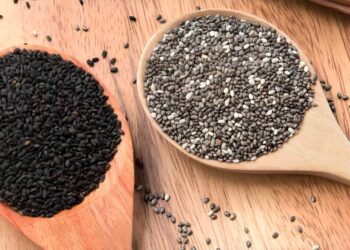 Kenali Perbezaan Biji Chia & Biji Selasih