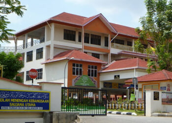 Menu Mewah di Kantin Sekolah Netizen Teruja Menu Seperti Bufet Hotel