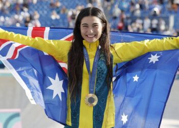 Menang Emas Olimpik Pada Usia 14 Tahun, Atlet Muda Australia Tak Sabar Tuntut Hadiah Itik Dari Ibu Bapa