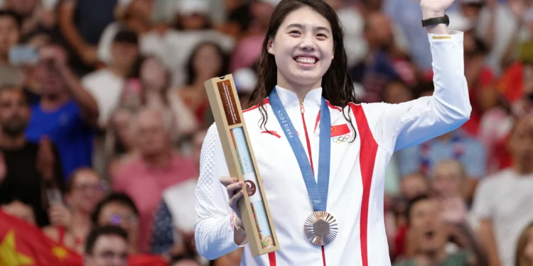 Made In China: Yufei Terkejut, Cadar Olimpik Rupanya Buatan Kampung Sendiri Selepas Pulang Ke China