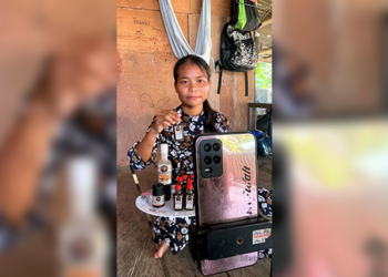 Wanita Orang Asli Jana RM1 Juta Seminggu Jual Minyak Urut Di TikTok