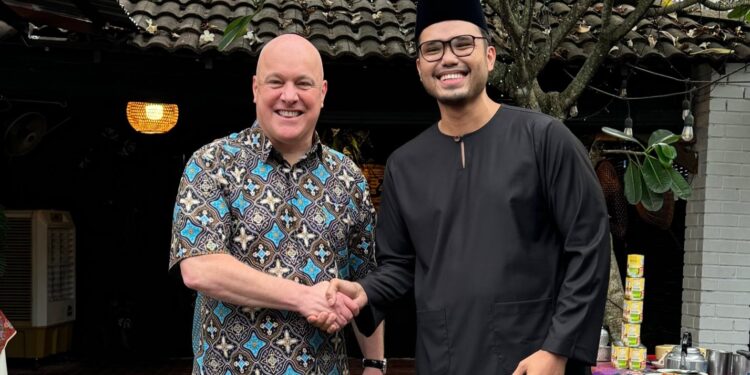 “Well, You’re A Legend” – Perdana Menteri New Zealand Puji Lepas Jumpa Khairul Aming