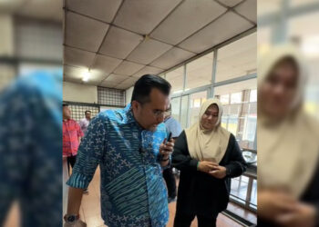 “Ini Ikan Tenggiri?” – Asyraf Wajdi Terjah Dewan Makan MRSM, Tikus & Cicak Ditemui