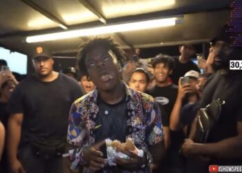 Berapa Harga Burger Ramly Special Yang Dibayar IShowSpeed?