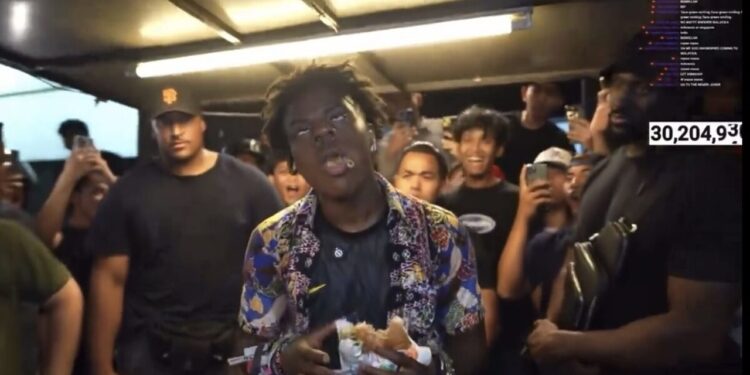 Berapa Harga Burger Ramly Special Yang Dibayar IShowSpeed?