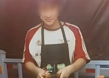 Niat Ajar Anak Susah Cari Duit, Tak Sangka Raih RM6k Jual Ayam Goreng!