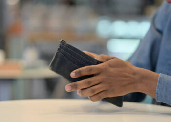 Kesilapan Perbelanjaan Gaji