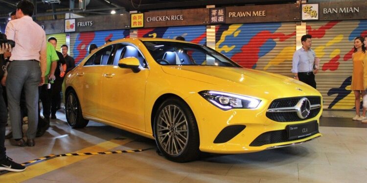 Anak Muda Gaji RM3,000 Nak Beli Kereta RM300K? Ini Tip Nak Elak Pening Kepala!