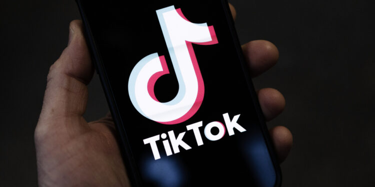 TikTok filter kecantikan